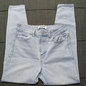 Pre-loved Women's Light Blue Jeans
